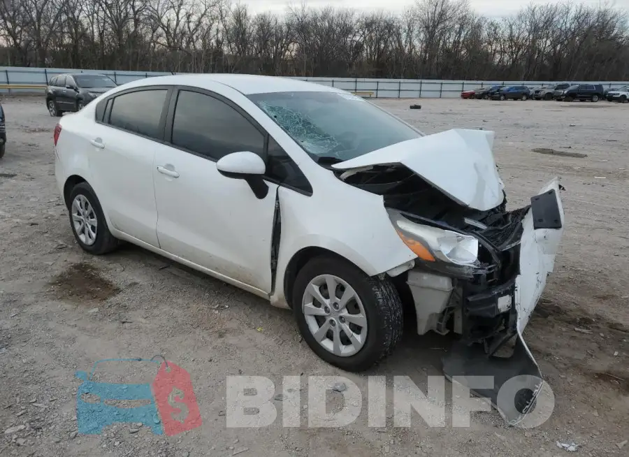 KNADM4A38F6445062 Photo# 4
