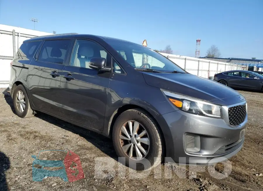KNDMB5C13G6095447 Photo# 4