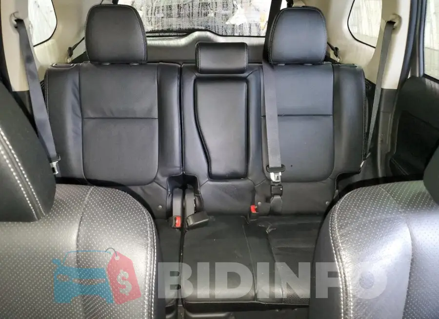 JA4AD3A30JZ067529 Photo# 10