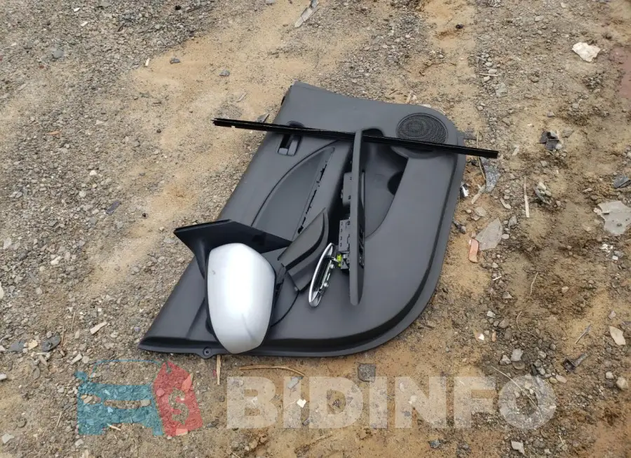 ML32AUHJ1MH011772 Photo# 12