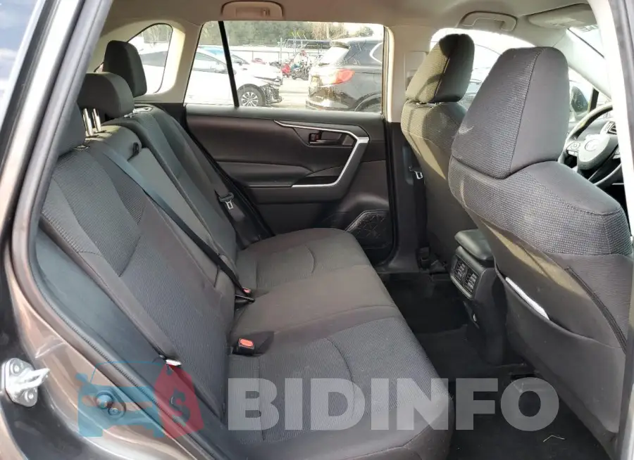 2T3H1RFV6NC177924 Photo# 10