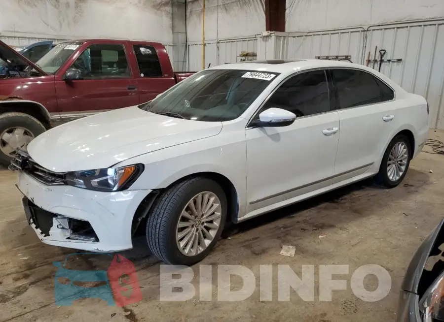 1VWBS7A31GC062257 Photo# 1