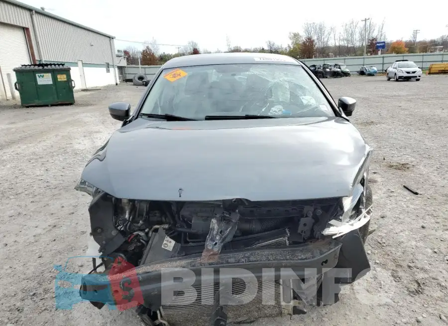 3VW2B7AJ8HM217739 Photo# 5