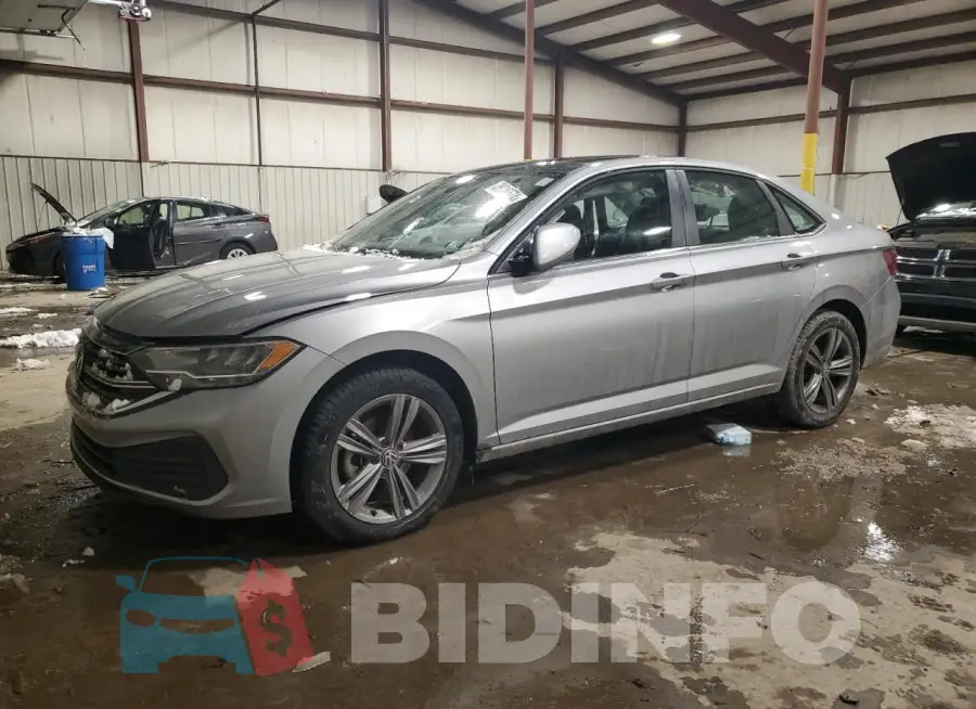 3VW7M7BU4NM012598 Photo# 1