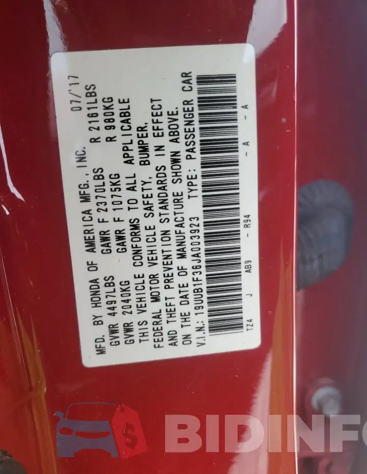 19UUB1F36JA003923 Photo# 12