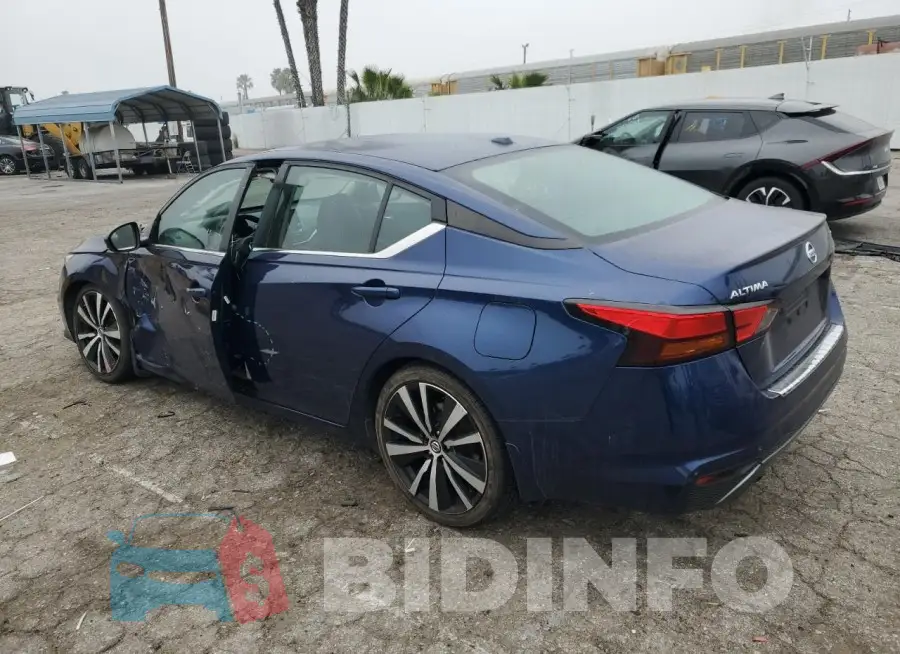 1N4BL4CV5KC189816 Photo# 2