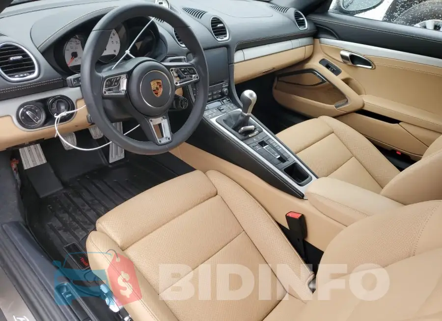 WP0CB2A84PS213054 Photo# 8
