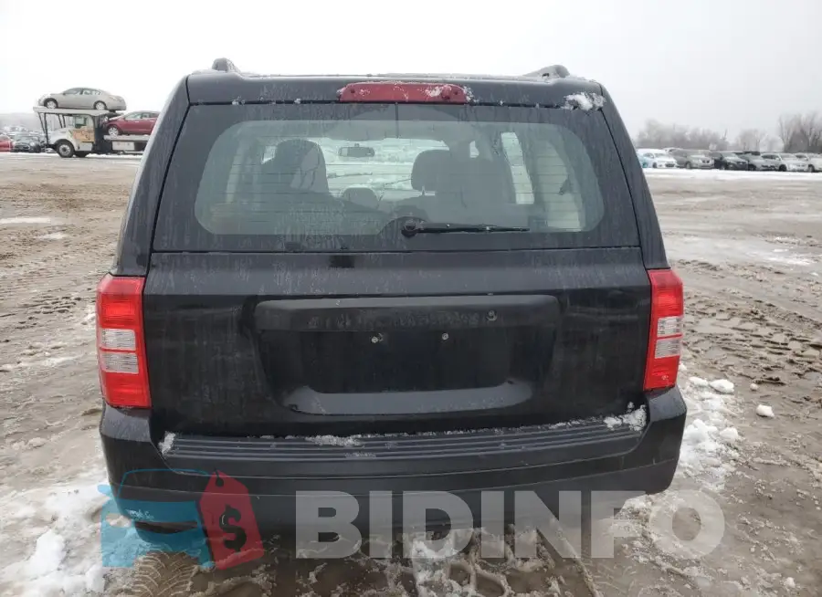 1C4NJPAB9FD272737 Photo# 6