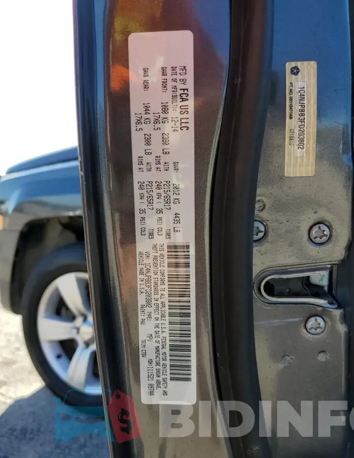 1C4NJPBB3FD203802 Photo# 12