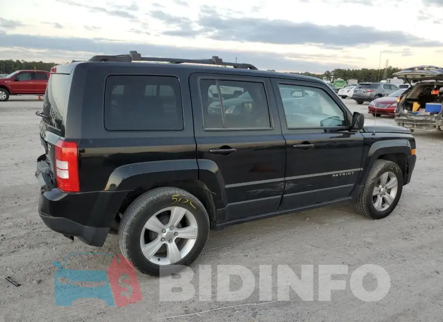 1C4NJPFB7FD329025 Photo# 3
