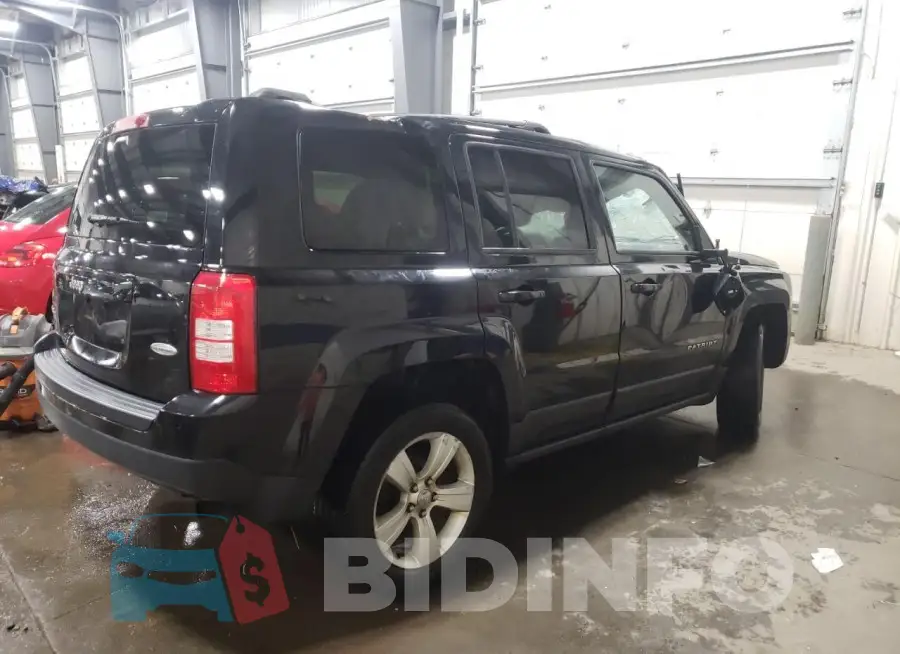1C4NJRFB2GD725778 Photo# 3