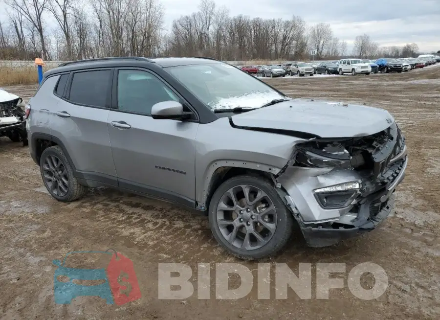 3C4NJDCB2LT149685 Photo# 4