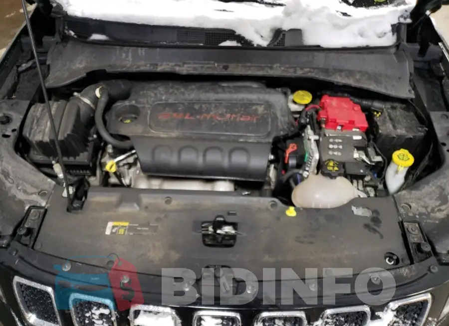 3C4NJDCB4MT600035 Photo# 11