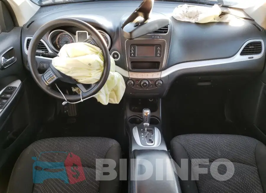 3C4PDCAB4LT207244 Photo# 8