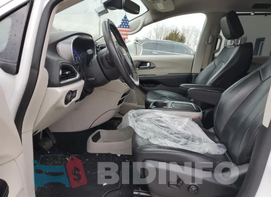 2C4RC1BG4NR132772 Photo# 7