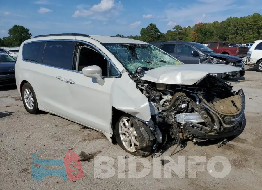 2C4RC1FGXLR222614 Photo# 4