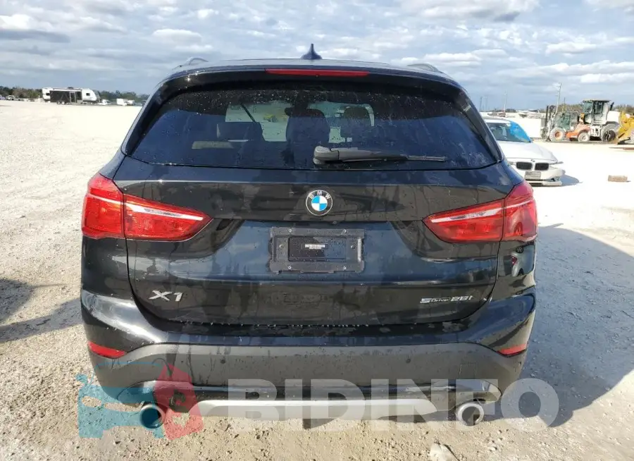 WBXJG7C06M5S16693 Photo# 6