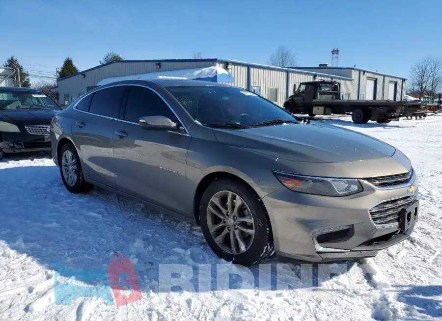 1G1ZD5ST7JF155054 Photo# 4