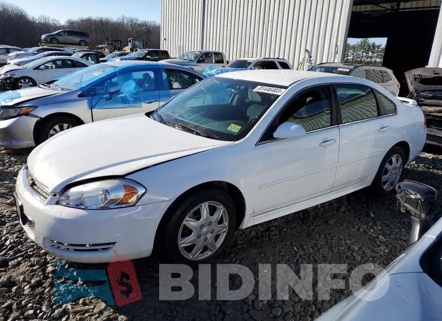 2G1WD5E36G1111853 Photo# 1