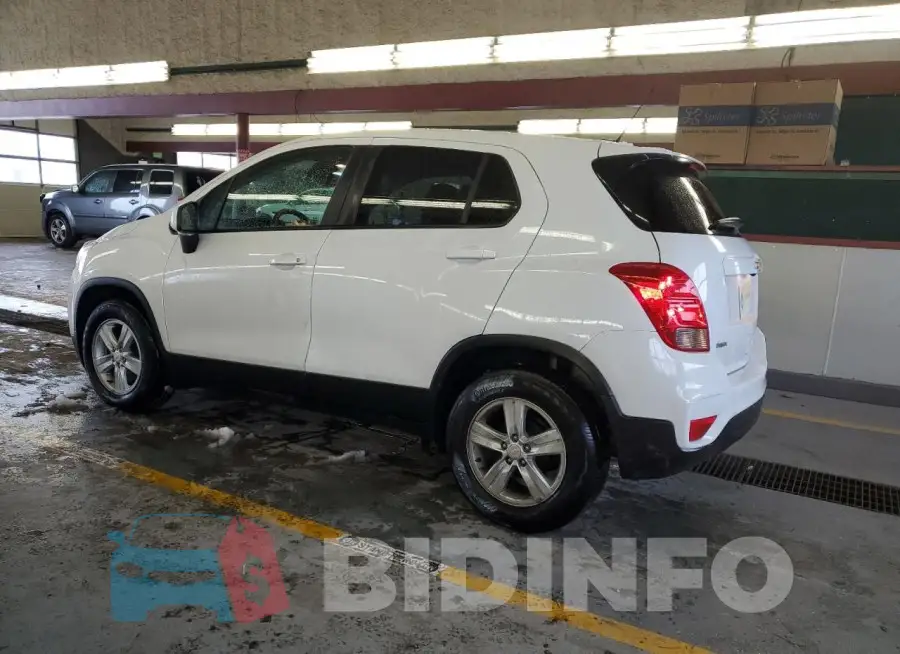 KL7CJKSMXNB527896 Photo# 2