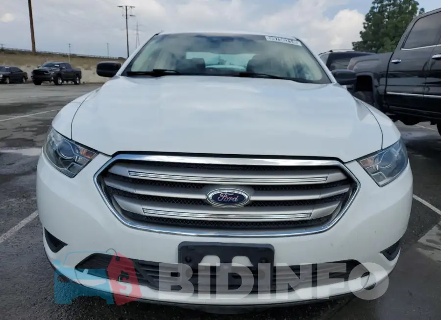 1FAHP2D88FG133587 Photo# 5