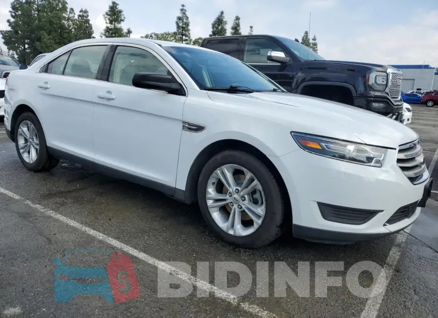 1FAHP2D88FG133587 Photo# 4