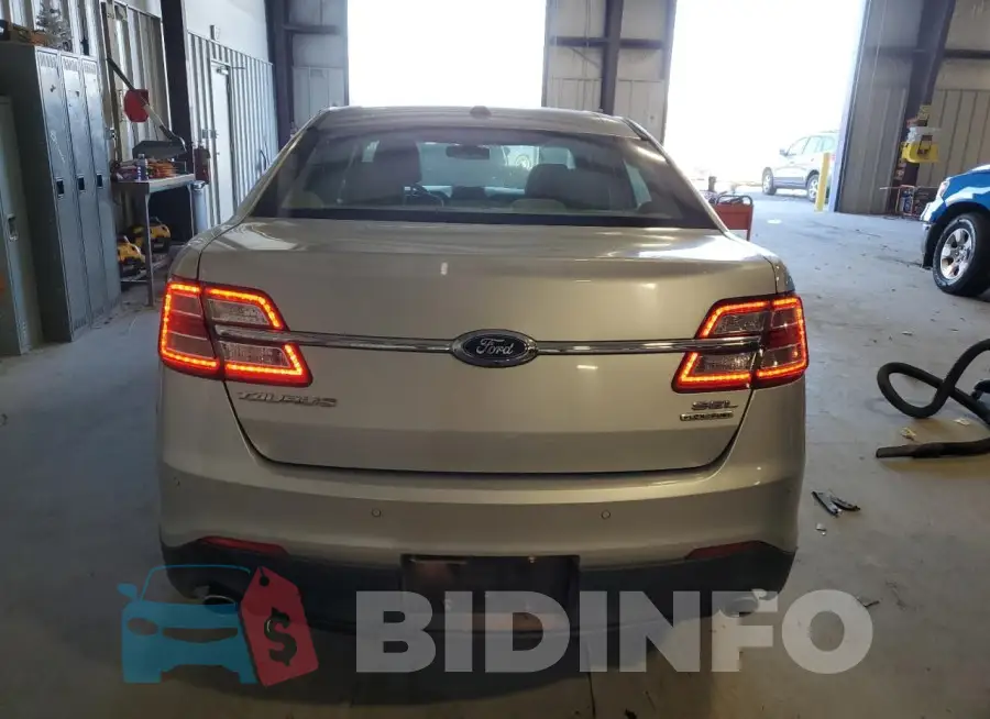 1FAHP2E81FG141240 Photo# 6