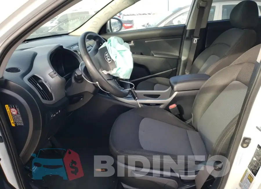 KNDPB3AC6G7879931 Photo# 7