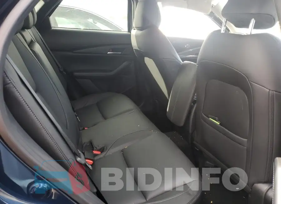 3MVDMBAY2MM264988 Photo# 11