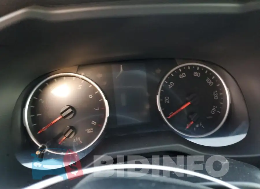 2T3P1RFV1KW068194 Photo# 9