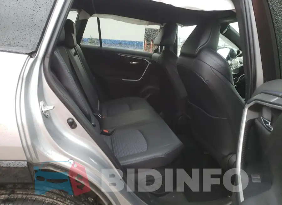 4T3E6RFV3PU107352 Photo# 10