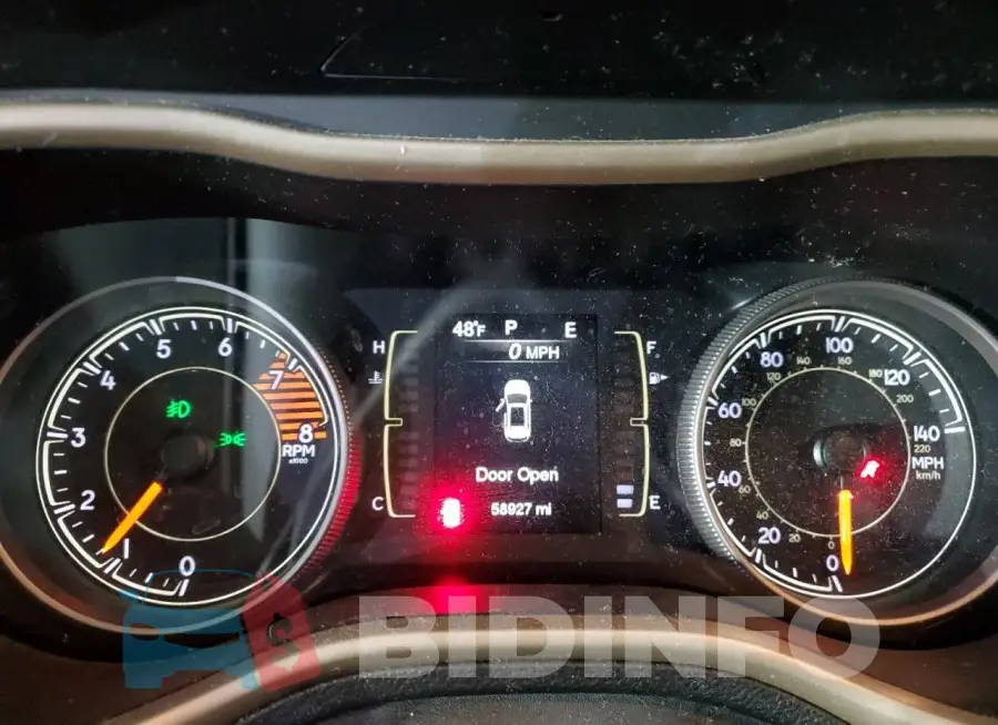 1C4PJMCS8HW568635 Photo# 9