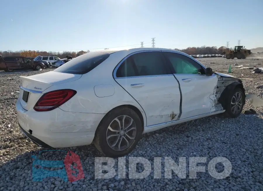 WDDWF4KB2GR123812 Photo# 3