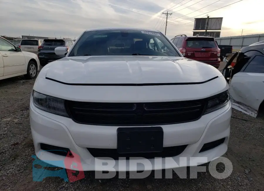 2C3CDXBG8KH752908 Photo# 5