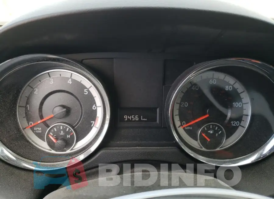 2C4RDGCGXJR324805 Photo# 9