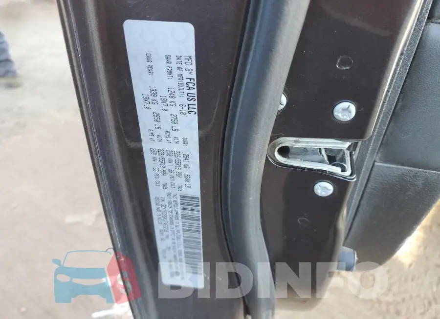 3C4PDDEGXJT463218 Photo# 13
