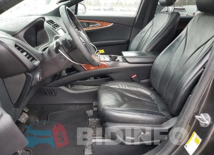2LMPJ8LP2JBL42374 Photo# 7