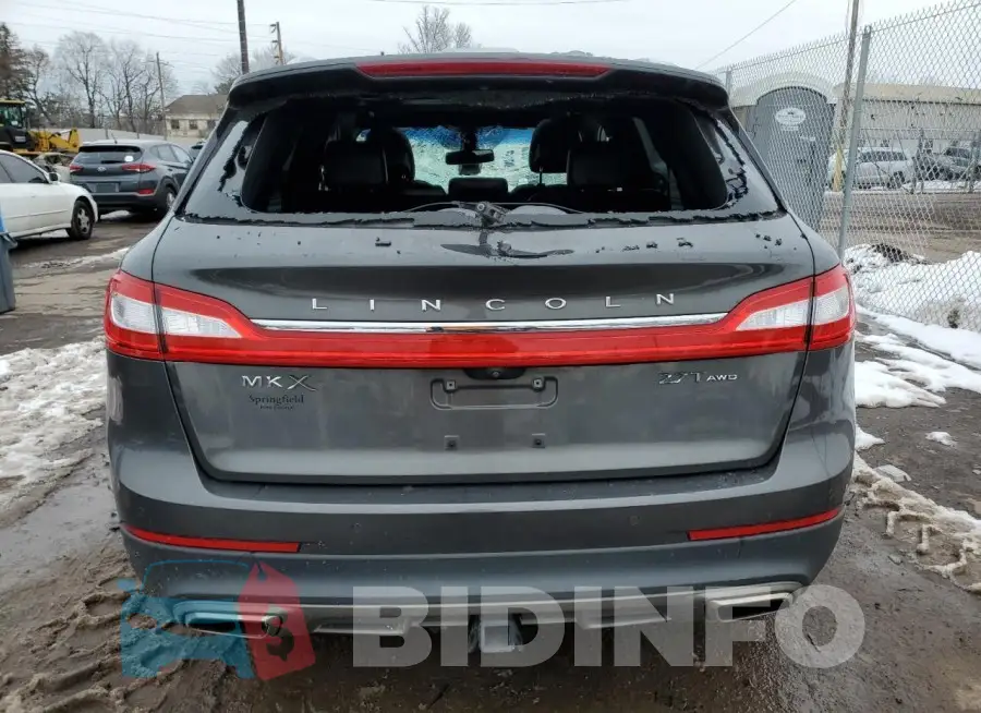 2LMPJ8LP2JBL42374 Photo# 6