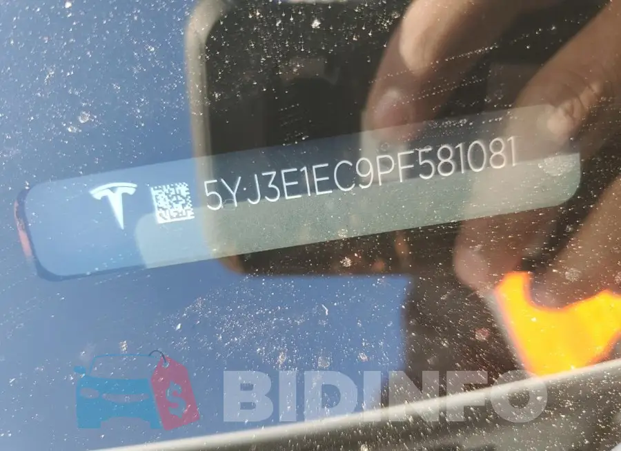 5YJ3E1EC9PF581081 Photo# 12