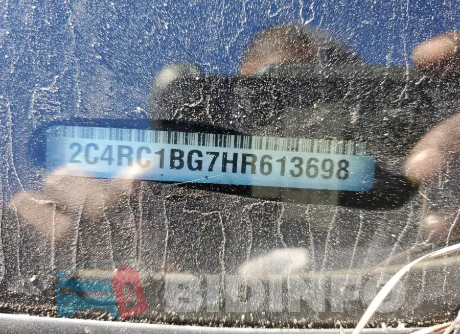 2C4RC1BG7HR613698 Photo# 14
