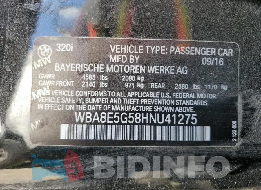 WBA8E5G58HNU41275 Photo# 10