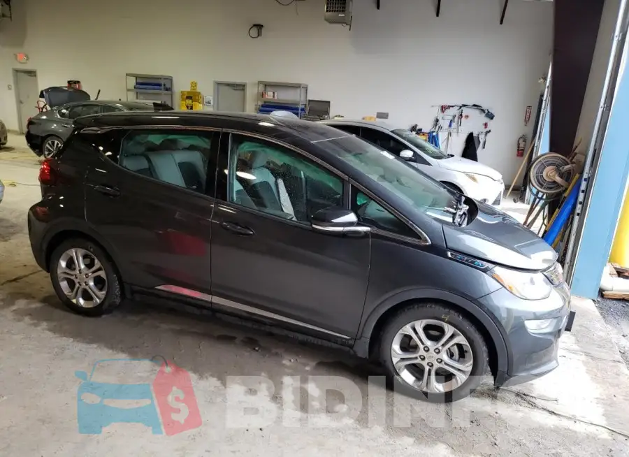 1G1FY6S05M4106583 Photo# 4
