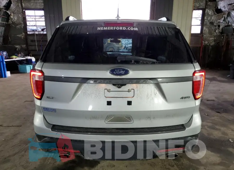 1FM5K8D81JGC30486 Photo# 6