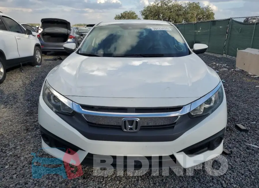 19XFC2F65JE017247 Photo# 5