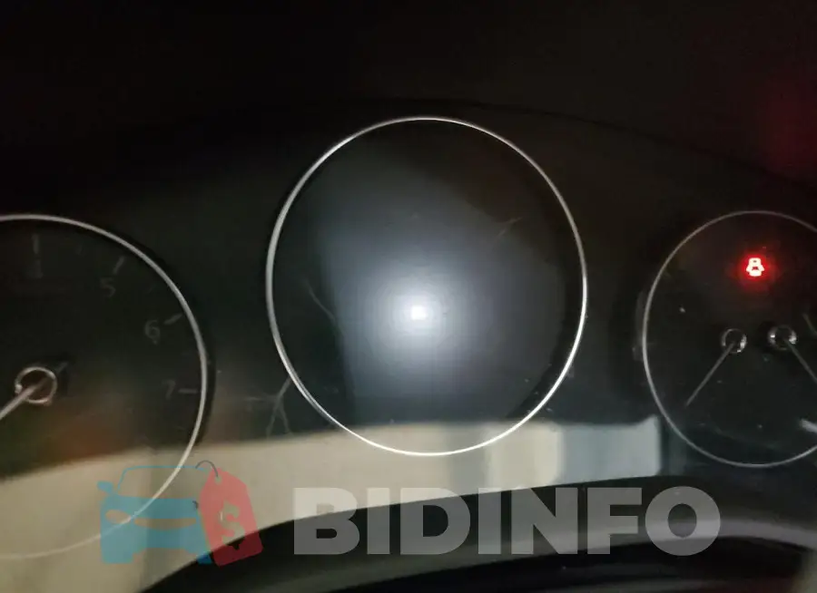 3MVDMBBLXMM257094 Photo# 9