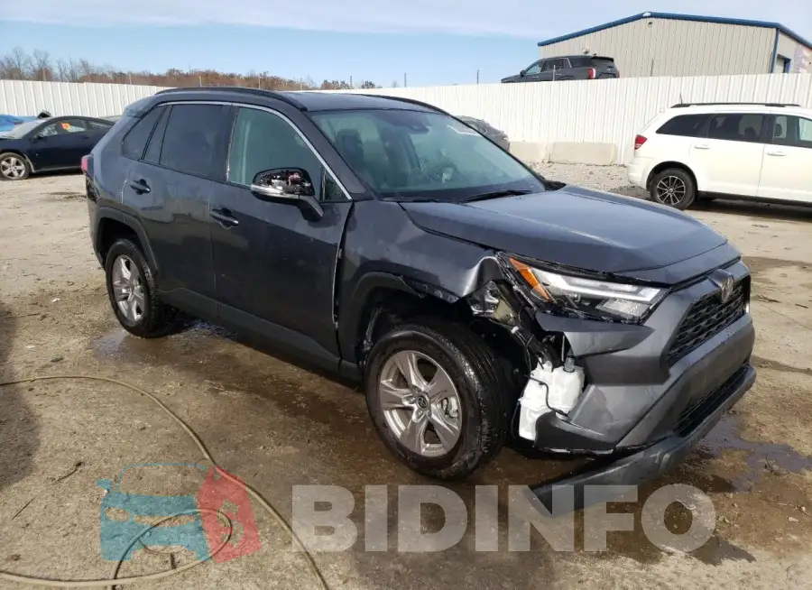 2T3P1RFV5PW389212 Photo# 4