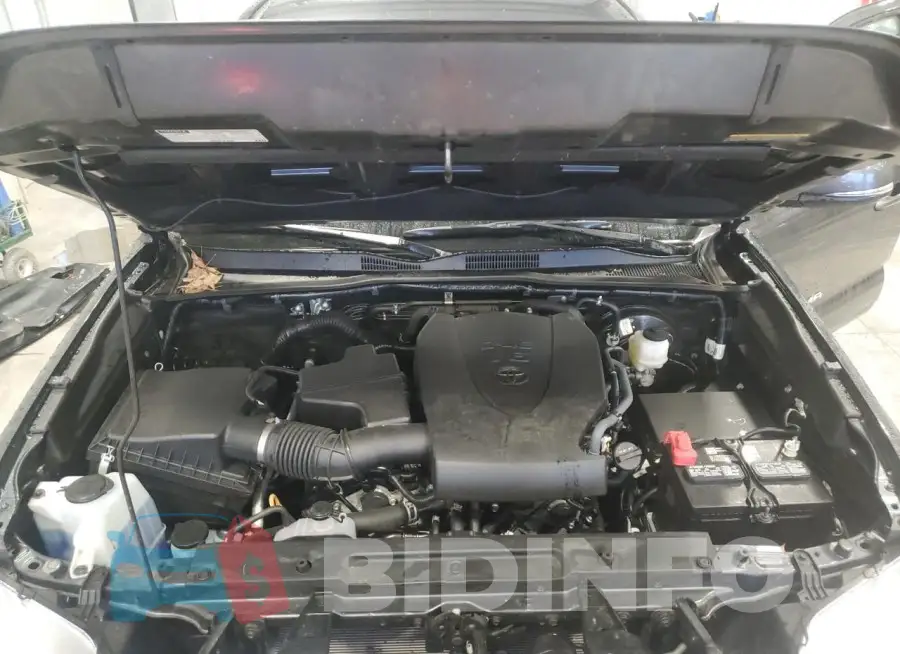 3TMCZ5AN2NM511143 Photo# 11