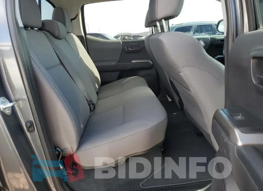 3TYAZ5CN2PT036072 Photo# 10