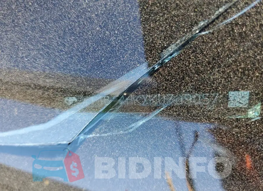 4T1B11HKXKU709057 Photo# 12