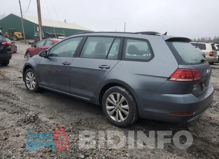 3VW117AU4JM752453 Photo# 2